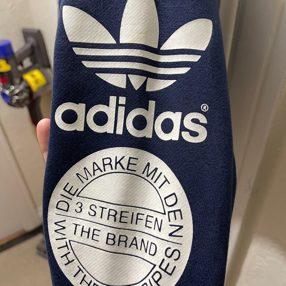 Vintage adidas sweatshirt in new condition
